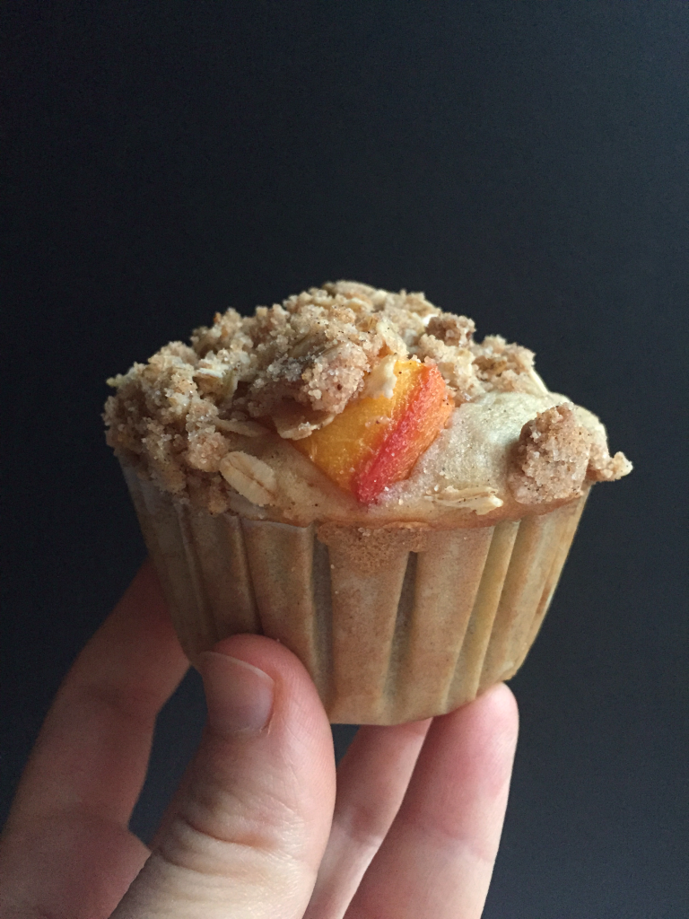 INCREDIBLE Peach Cobbler Muffins! Tastes like peach cobbler in muffin form! SO moist, perfectly sweet and completely dairy free! #dairyfree #recipe | Peach and the Cobbler