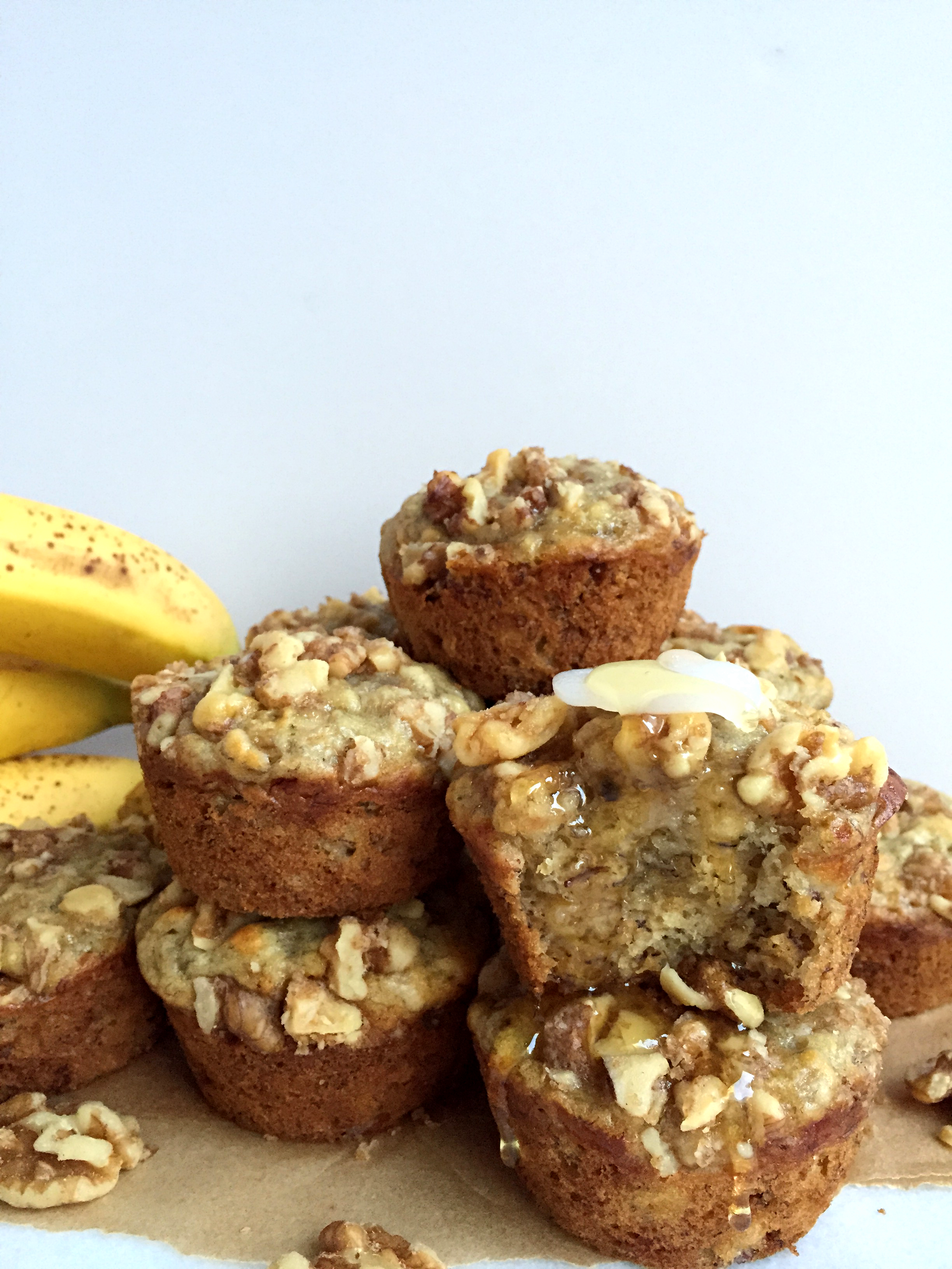 INCREDIBLE Banana Bread Walnut Crunch Muffins! Super moist with the perfect crunch topping and completely dairy free! #dairyfree #recipe | Peach and the Cobbler