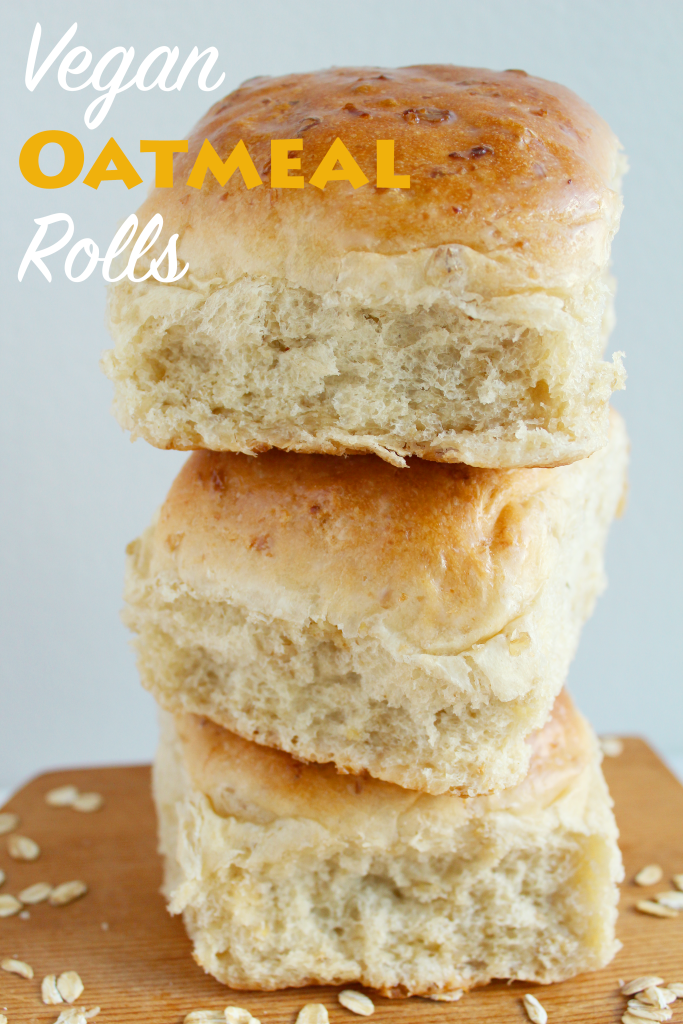 Vegan Oatmeal Rolls! The PERFECT roll for all holidays/get togethers - SO fluffy, perfectly sweet, and ideal for mini sandwiches! YUM! #vegan #recipe | peachandthecobbler.com